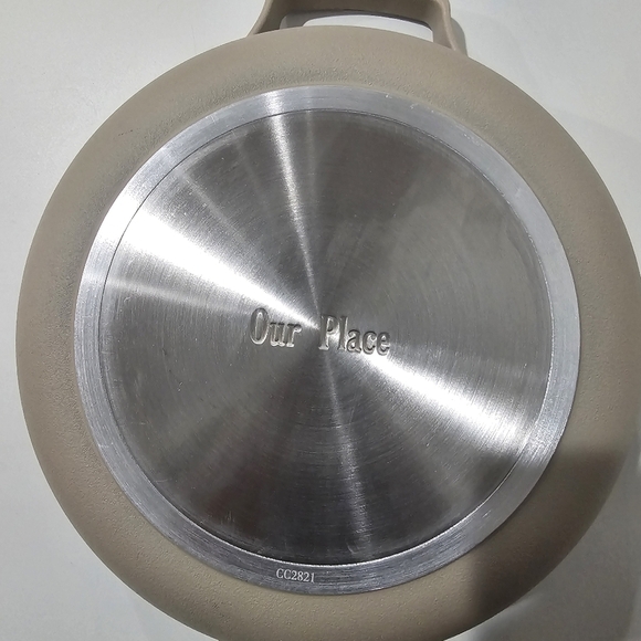 Our Place Always Pan - Picture 3 of 10